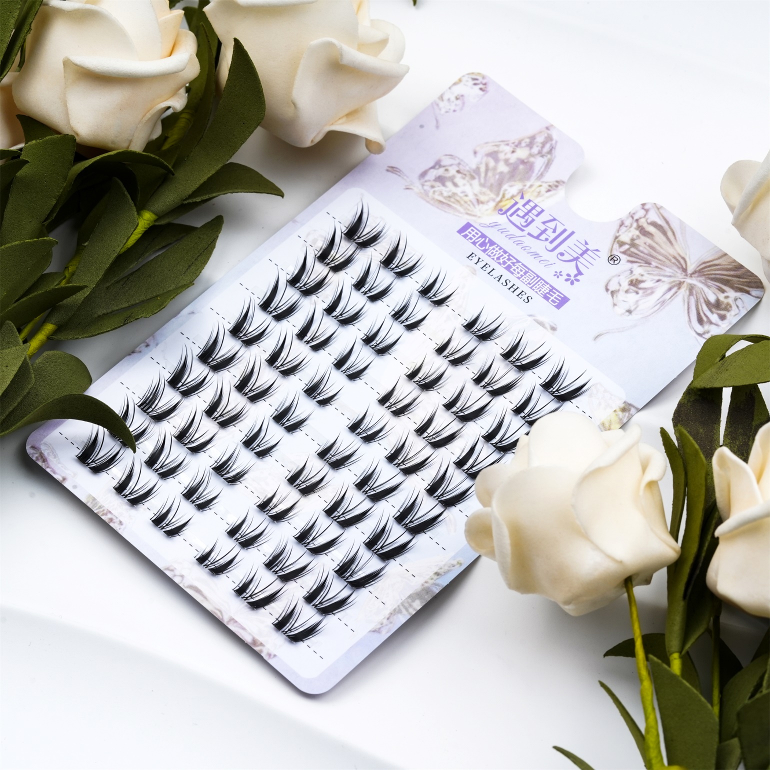 Αποκτήστε εντυπωσιακές βλεφαρίδες με Cluster Lashes και DIY Segmented Lashes Kit